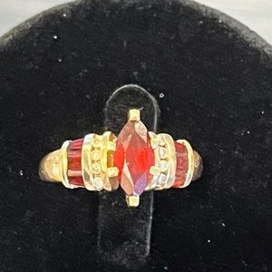 10k gold and garnet ring